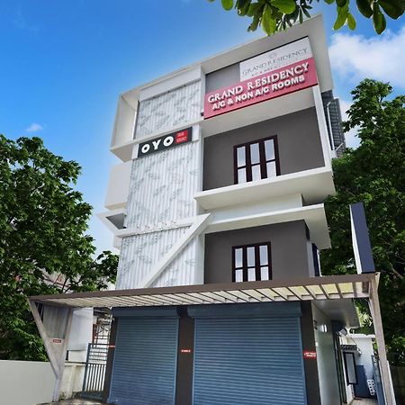 Hotel O Grand Residency Ambalapulai Extérieur photo