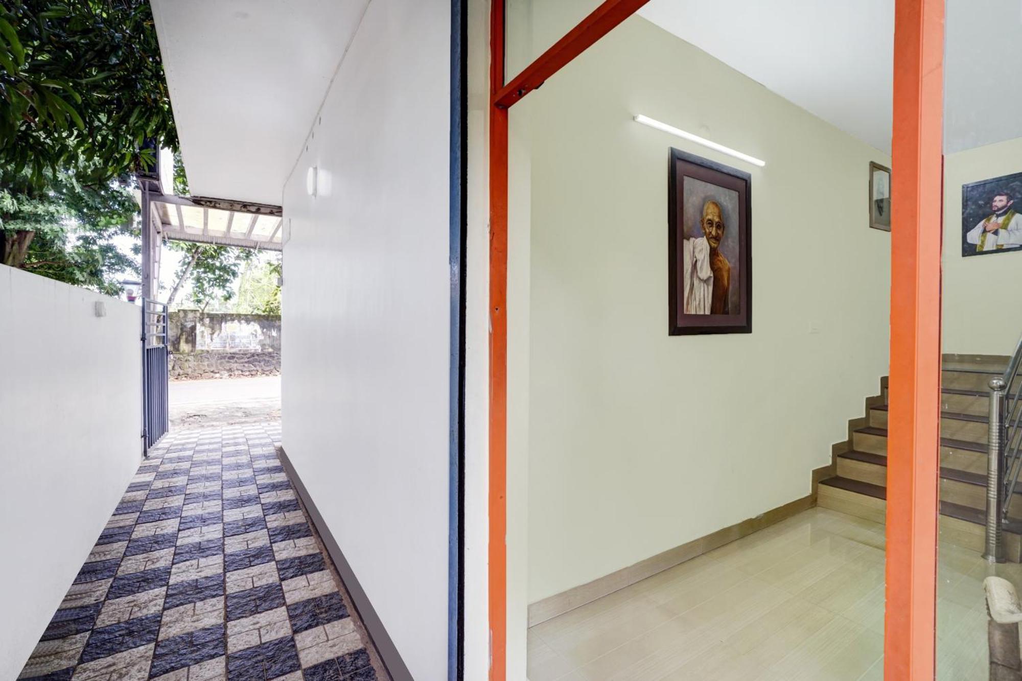 Hotel O Grand Residency Ambalapulai Extérieur photo